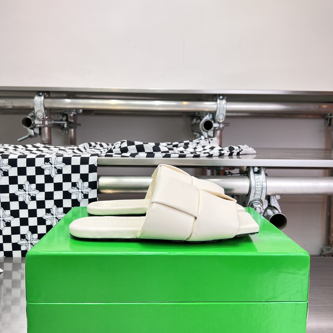 Bottega Veneta Patch Flat Mule - DopestKickz