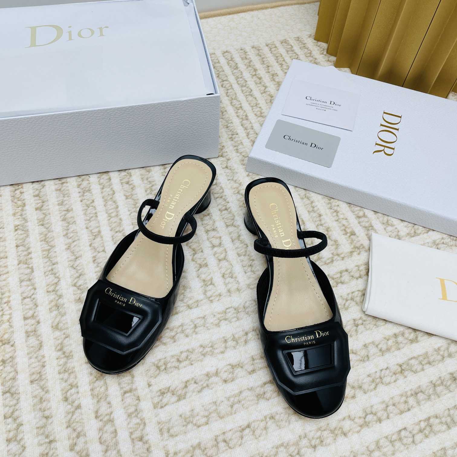 Dior Day Slingback Pump - DopestKickz