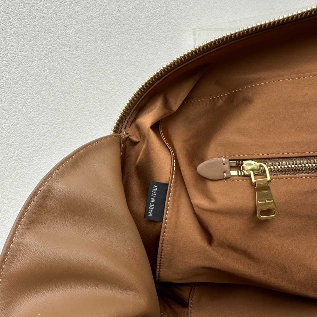 Miu Miu Leather Top-handle Bag - DopestKickz