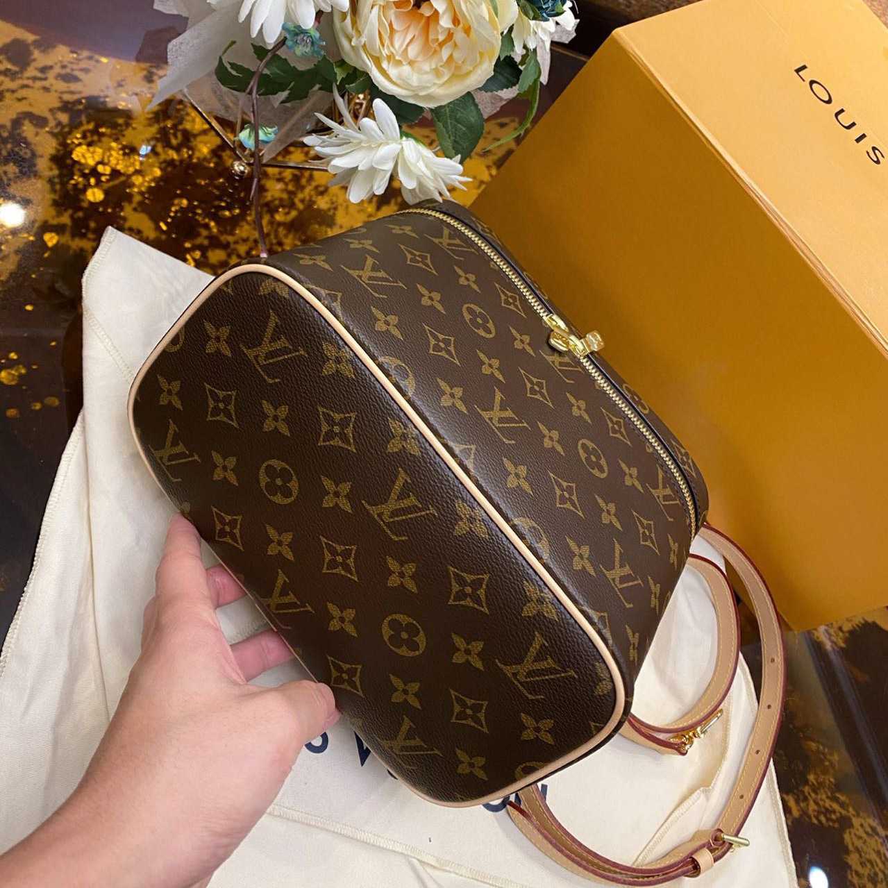 Louis Vuitton Nice BB Toiletry Pouch(24-14-17cm)  M42265 - DopestKickz