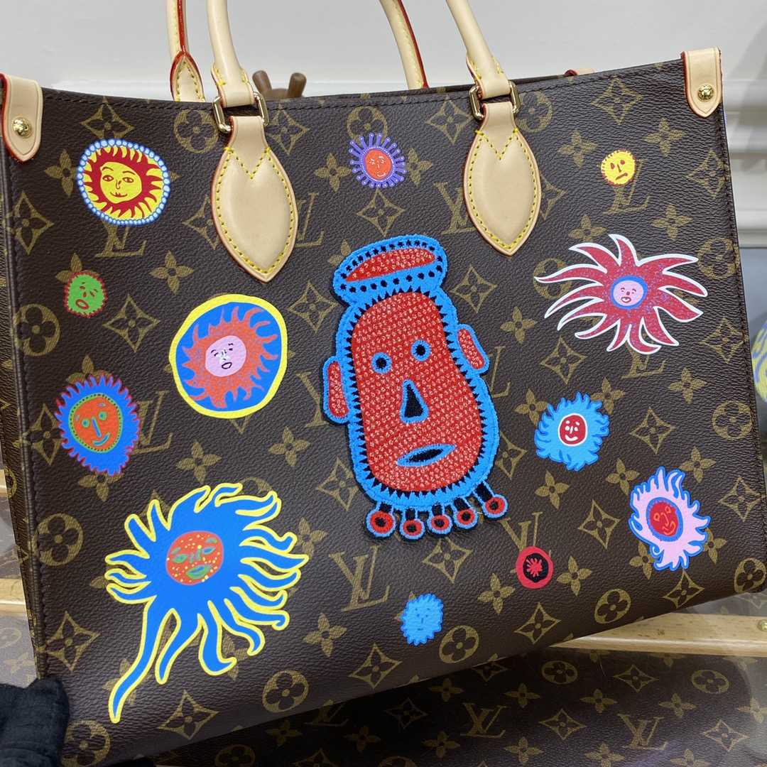 Louis Vuitton LV x YK OnTheGo MM(35 x 27 x 14cm)  M46429 - DopestKickz