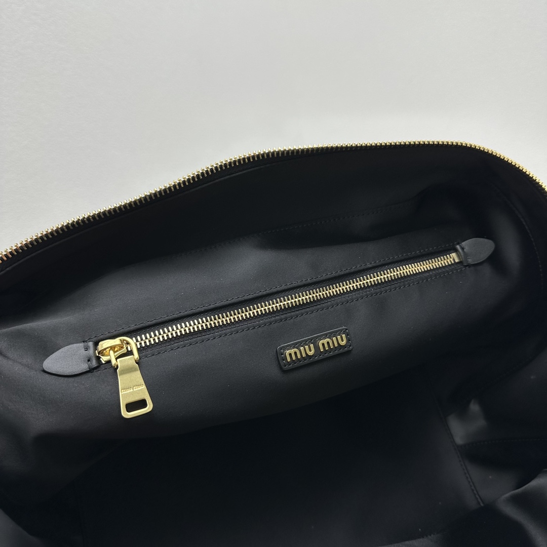 Miu Miu Leather Top-handle Bag - DopestKickz