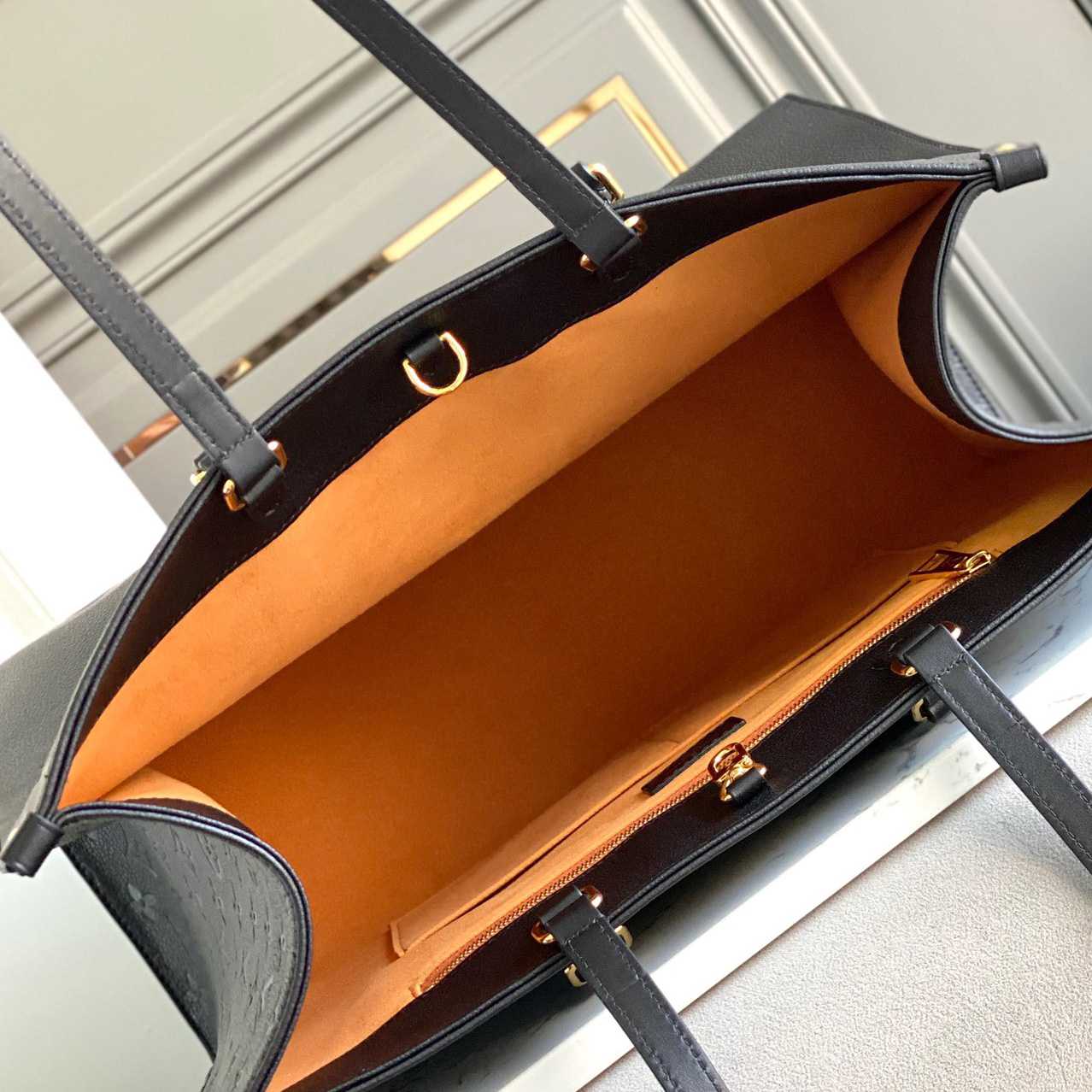 Louis Vuitton OnTheGo GM(41x34x19CM)   M44925 - DopestKickz