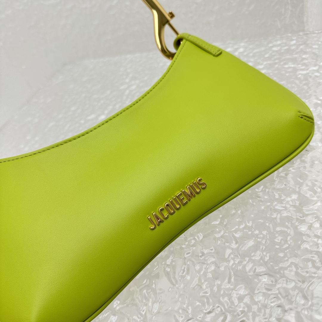 Jacquemus Le Bisou Mousqueton Carabiner Strap Shoulder Bag - DopestKickz