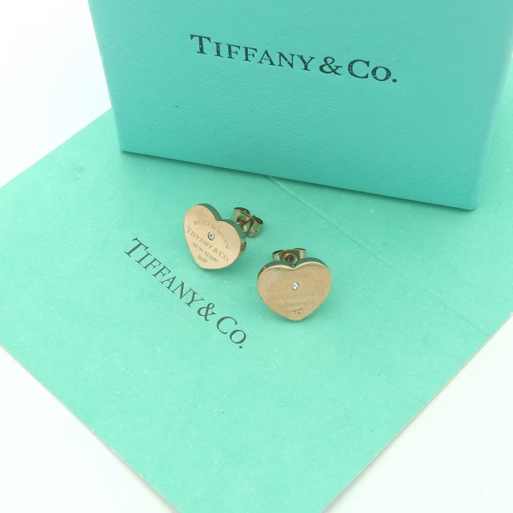 Tiffany&CO Heart Tag Earrings - DopestKickz