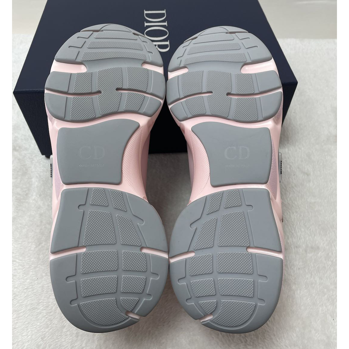 Dior B22 Sneaker  - DopestKickz