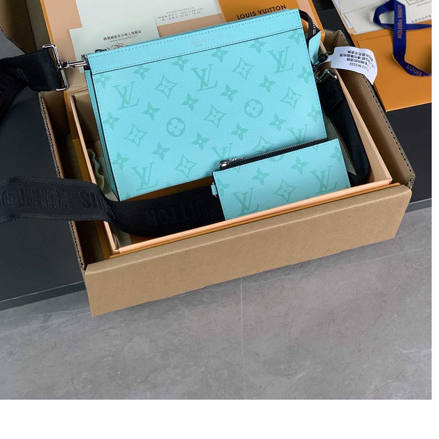 Louis Vuitton Gaston Wearable Wallet(18.5 x 11 x 6.5cm)M30934 - DopestKickz