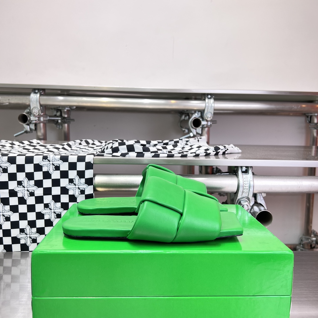 Bottega Veneta Patch Flat Mule - DopestKickz