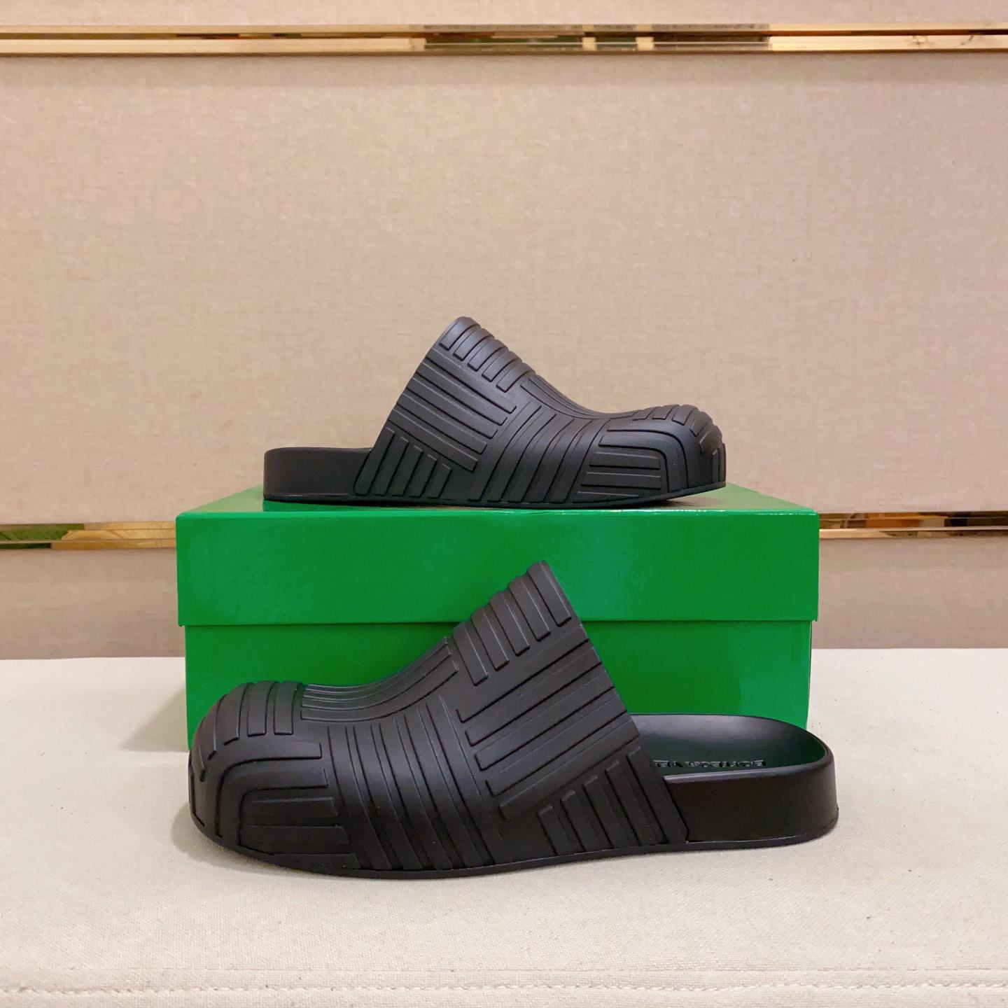 Bottega Veneta Rubber Clogs - DopestKickz