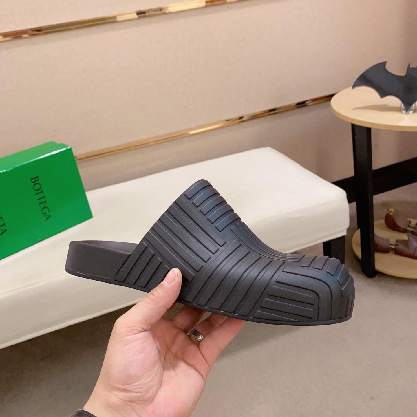 Bottega Veneta Rubber Clogs - DopestKickz