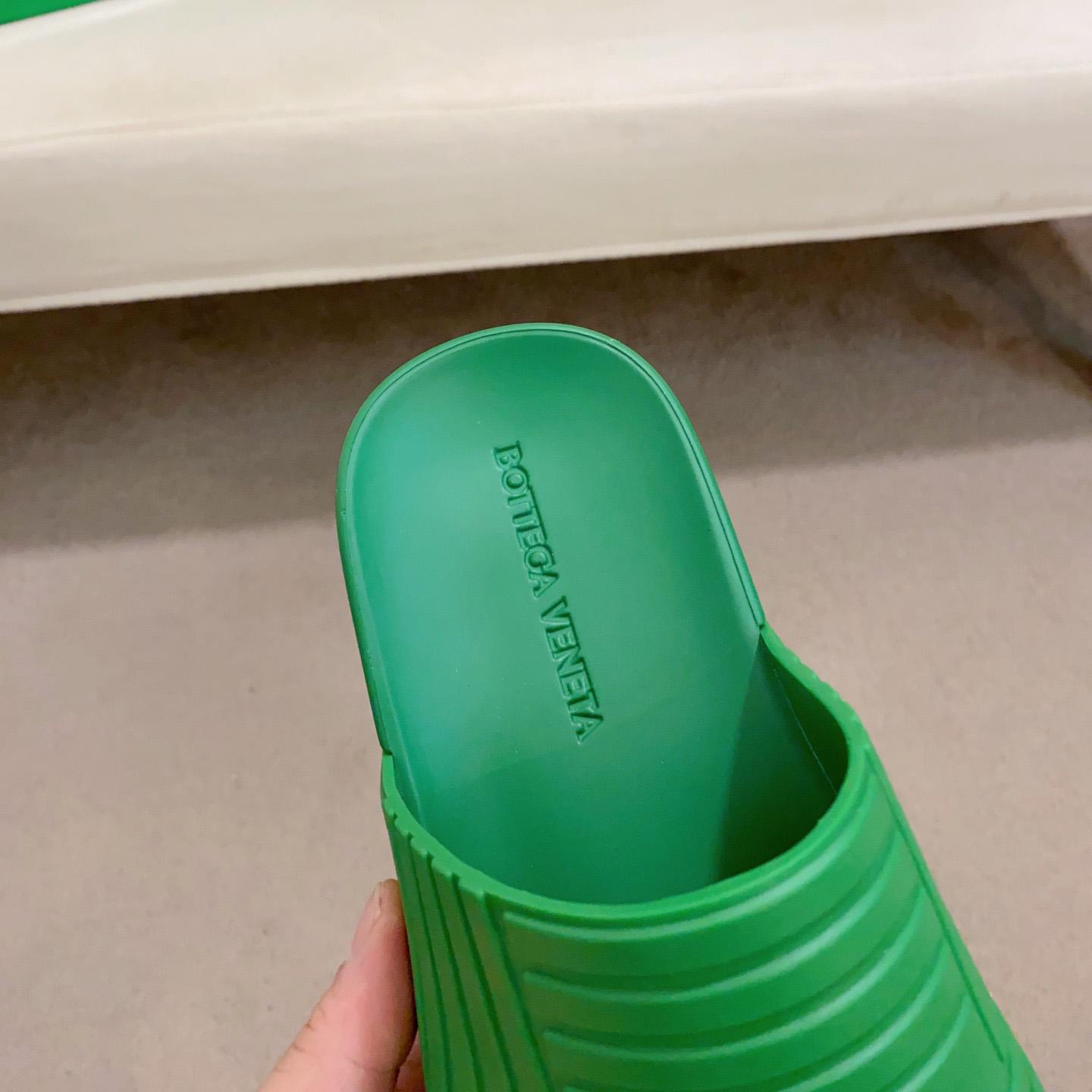 Bottega Veneta Rubber Clogs - DopestKickz