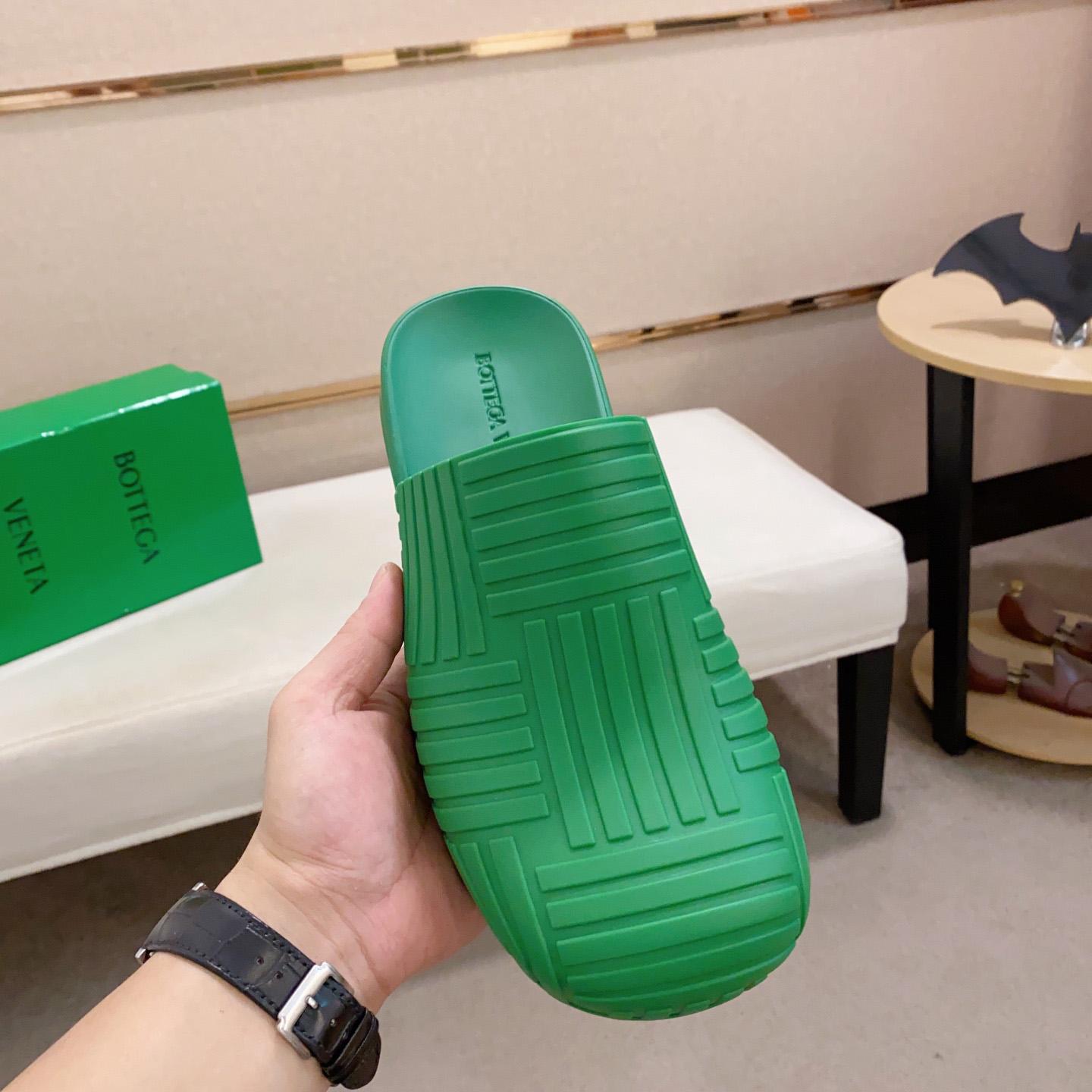 Bottega Veneta Rubber Clogs - DopestKickz