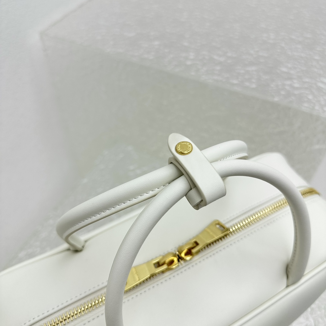 Miu Miu Leather Top-handle Bag - DopestKickz