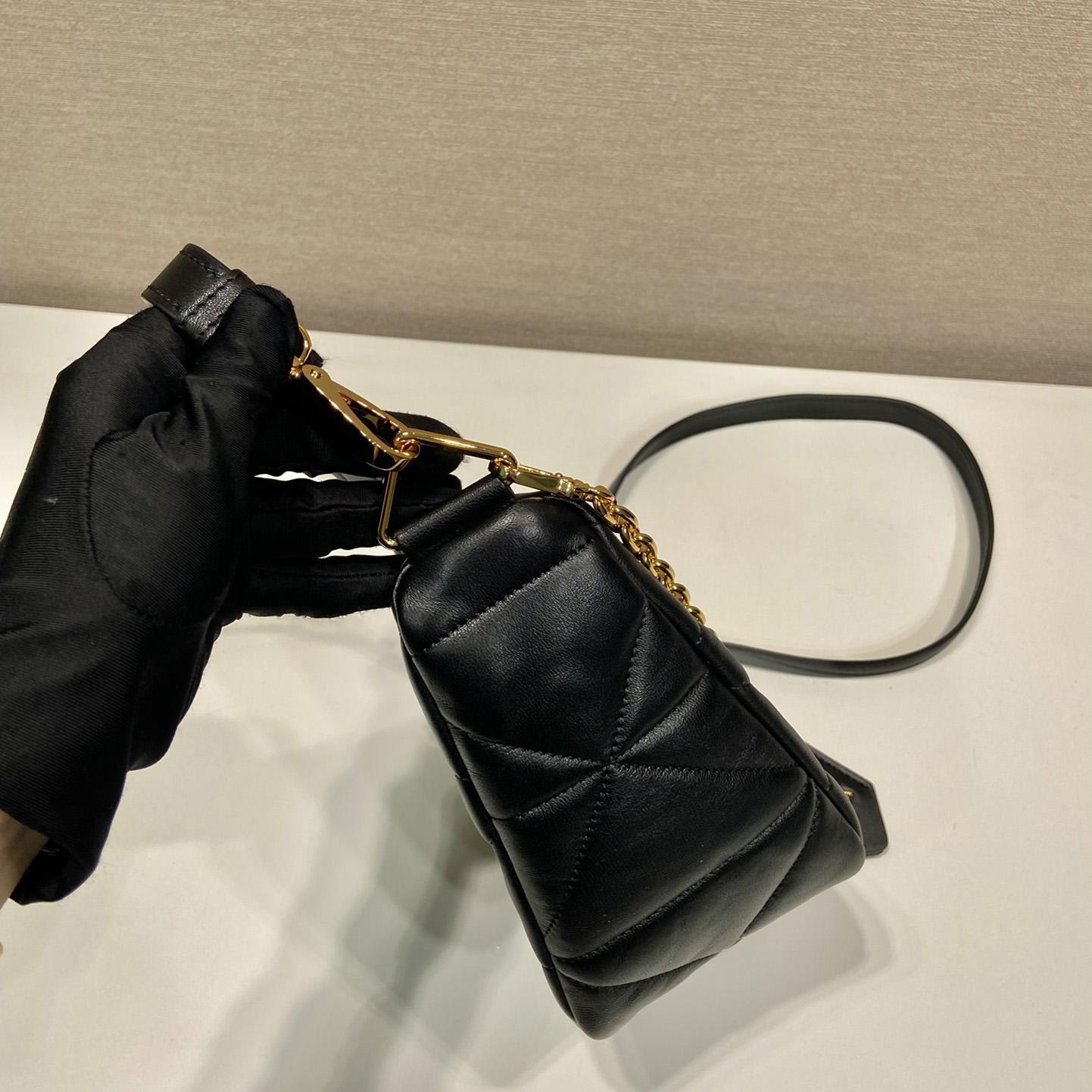Prada Triangle Leather Bag(26-15-11cm) - DopestKickz
