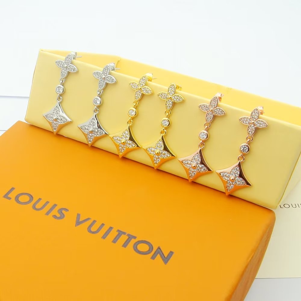 Louis Vuitton Color Blossom Long Earrings, White Gold And Diamonds   Q96501 - DopestKickz