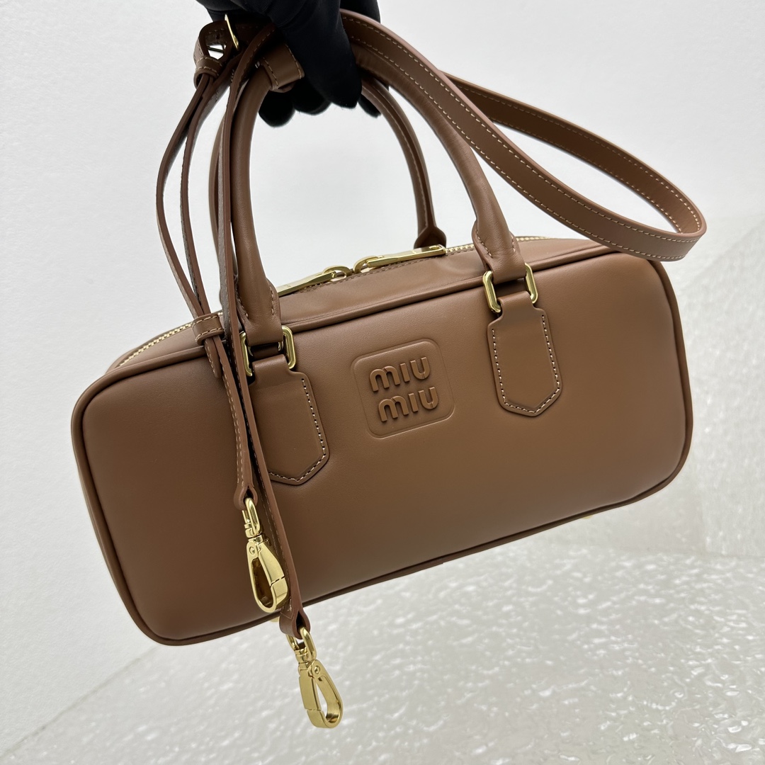 Miu Miu Arcadie leather bag - DopestKickz