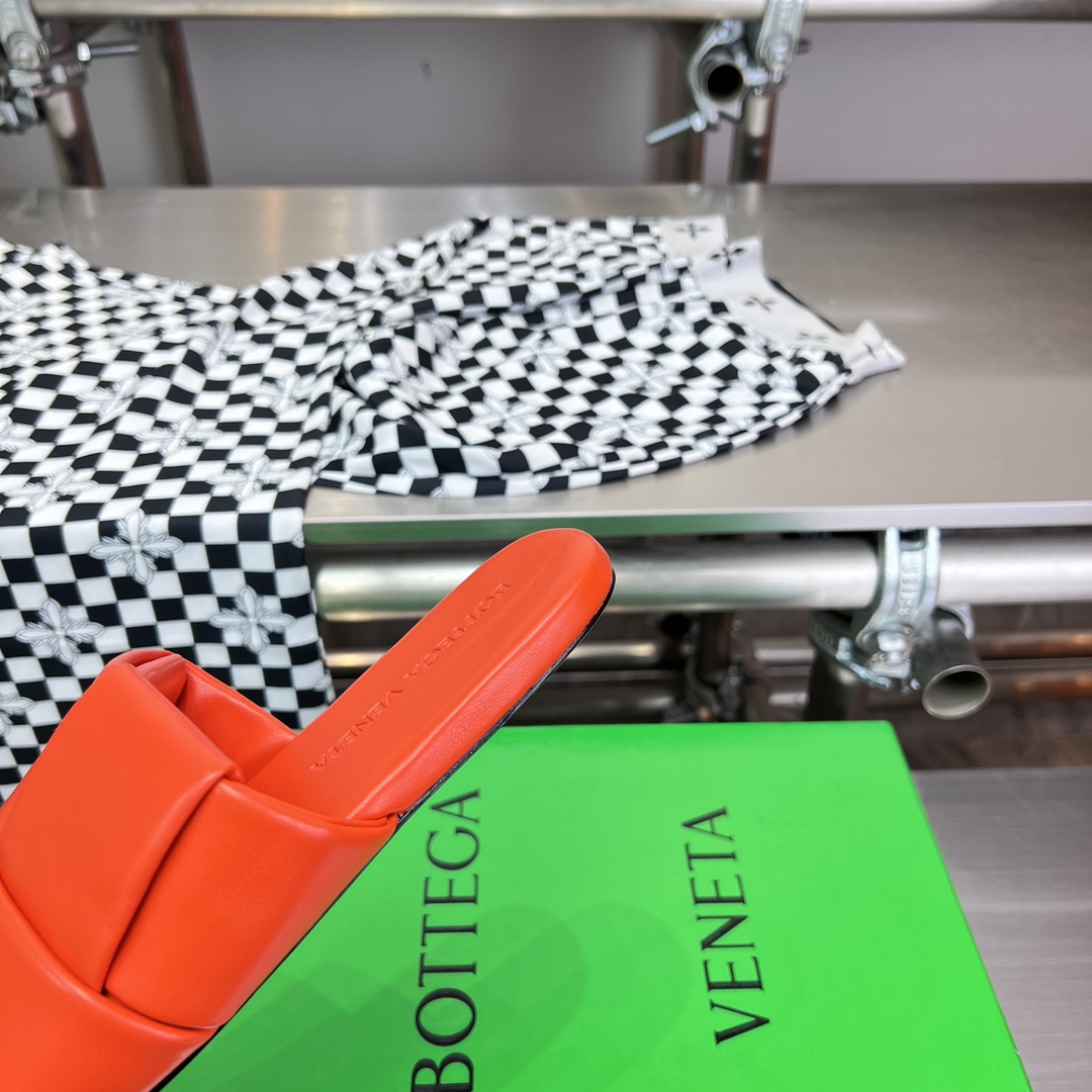 Bottega Veneta Patch Flat Mule - DopestKickz