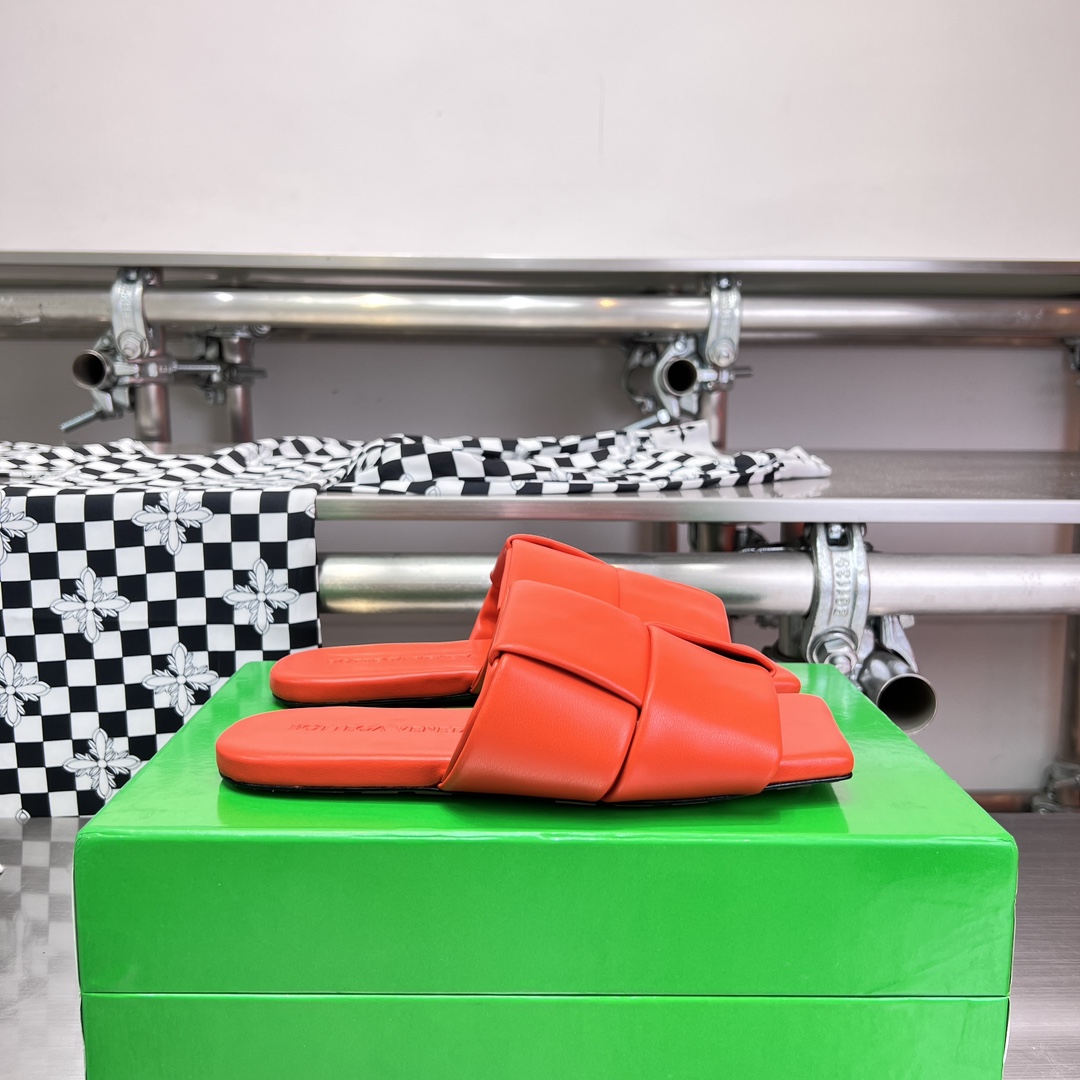 Bottega Veneta Patch Flat Mule - DopestKickz