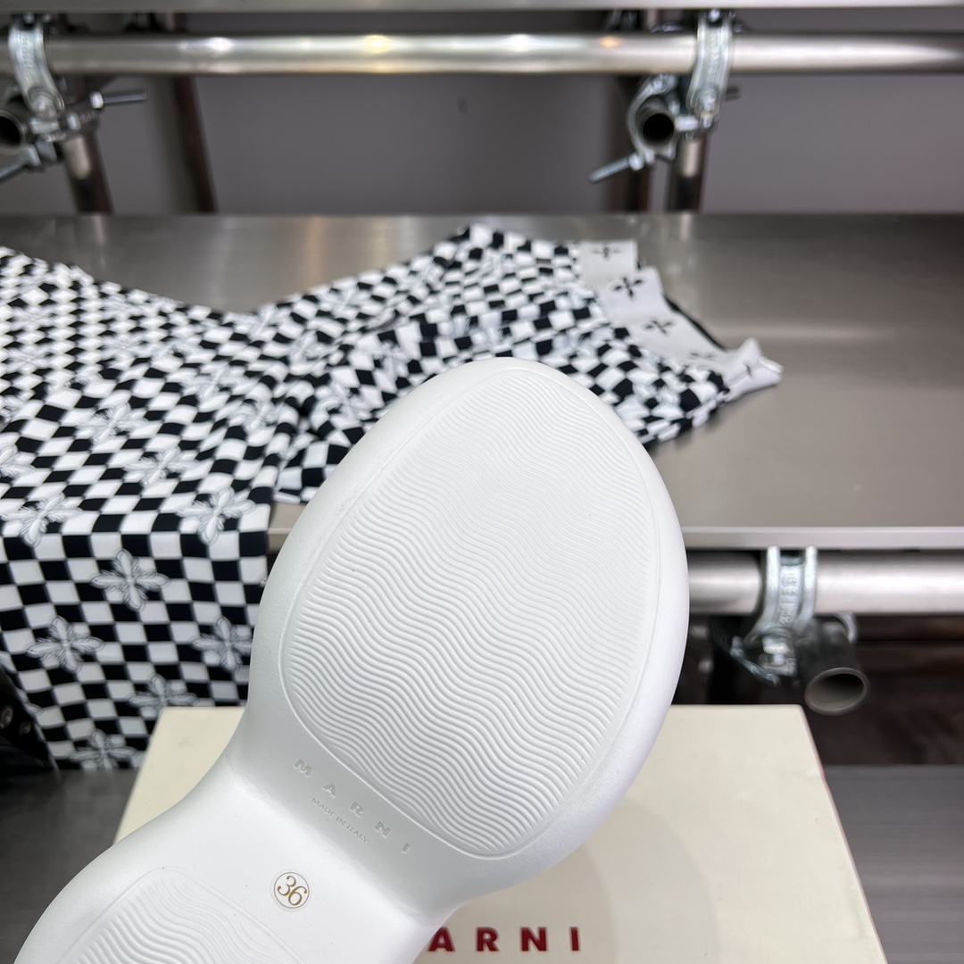 Marni Black Leather Criss-cross Aras 23 Sandal - DopestKickz