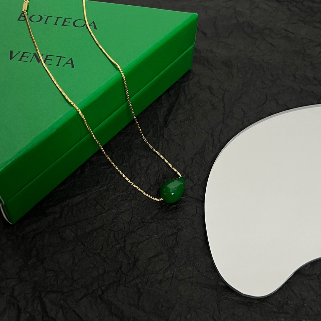 Bottega Veneta Drop Necklace - DopestKickz