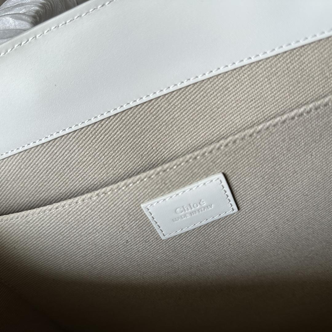 Chloe Large Woody Tote Bag  - DopestKickz