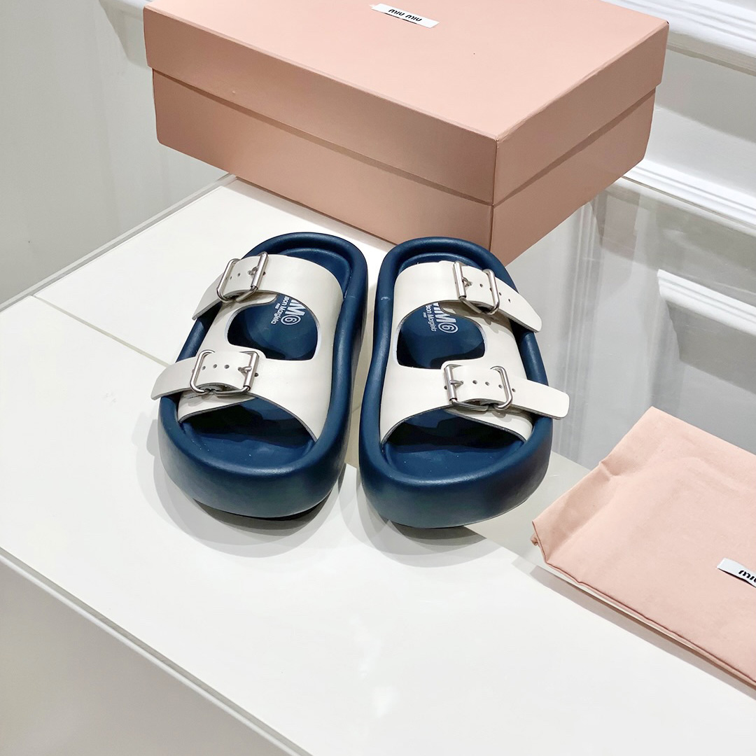 Maison Margiela MM6 Buckle-strap Leather Sandals - DopestKickz
