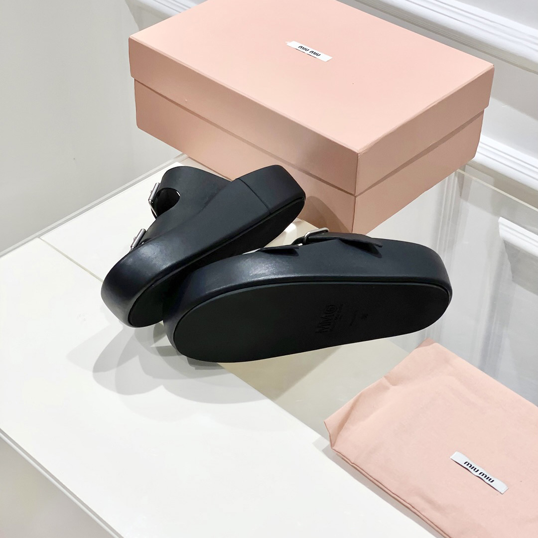 Maison Margiela MM6 Buckle-strap Leather Sandals - DopestKickz