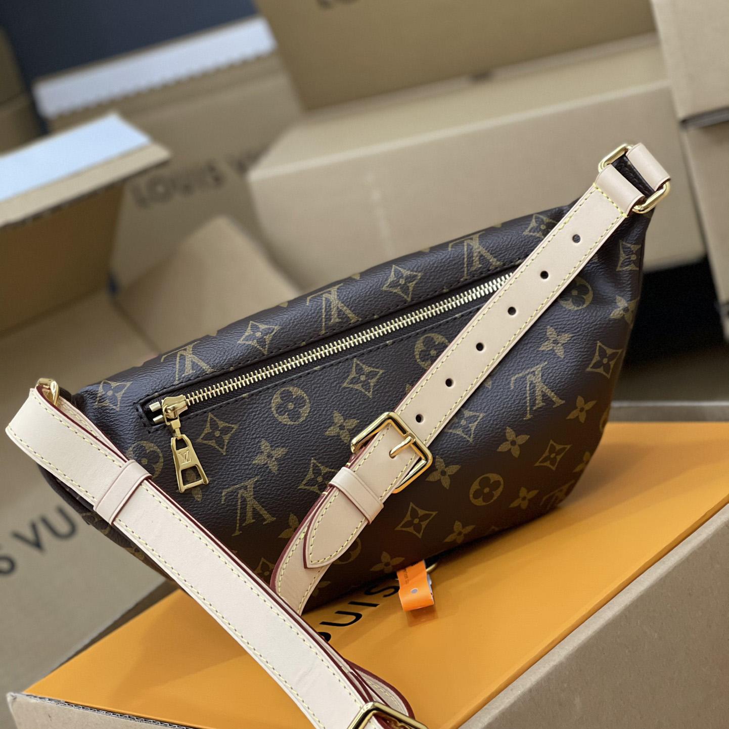 Louis Vuitton Bumbag(37-14-13cm)      M43644 - DopestKickz