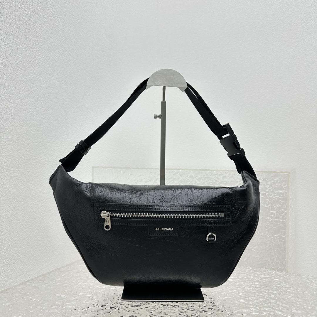 Balenciaga Superbusy Beltpack In Black - DopestKickz