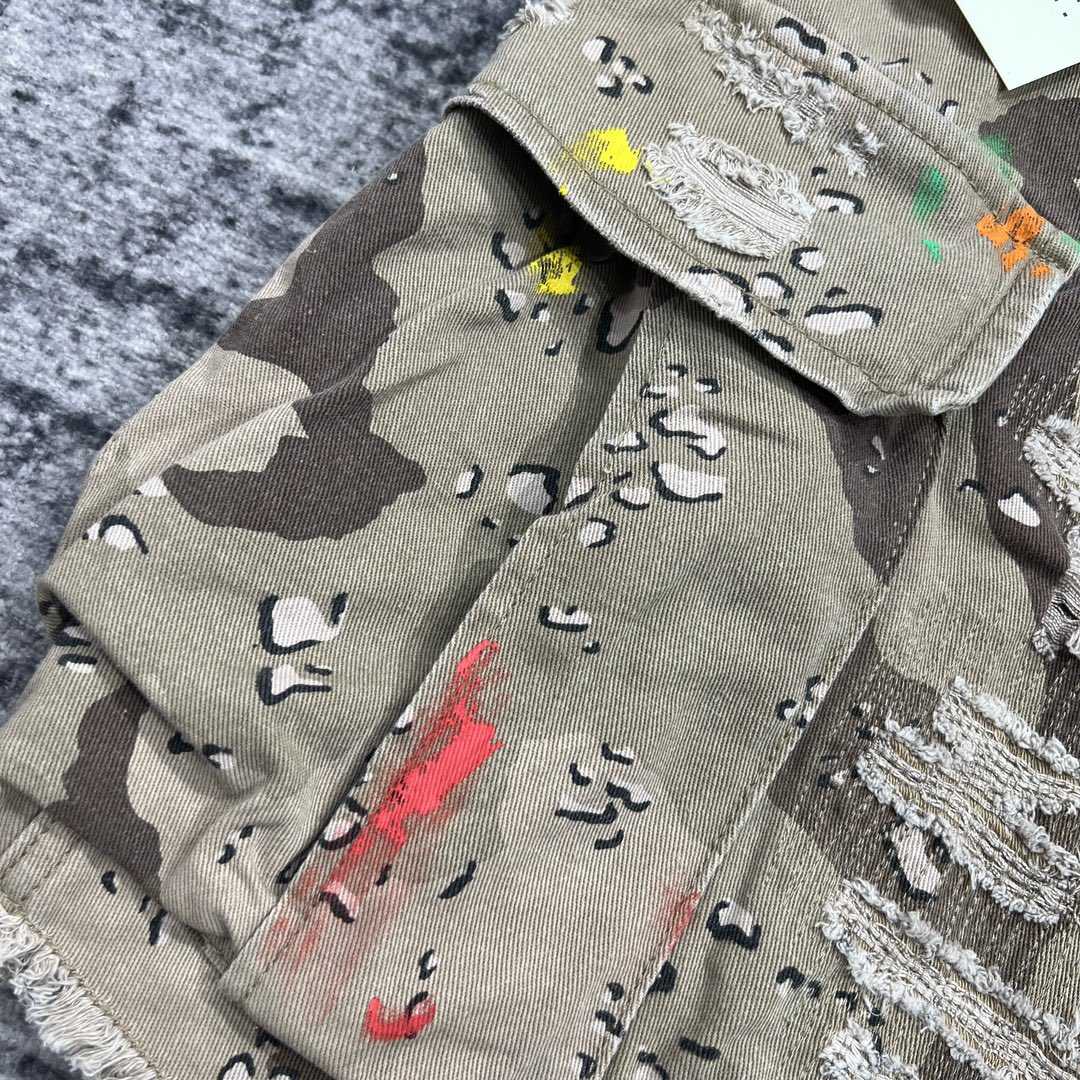 Gallery Dept G Patch Camo Cargo Shorts   630 - DopestKickz