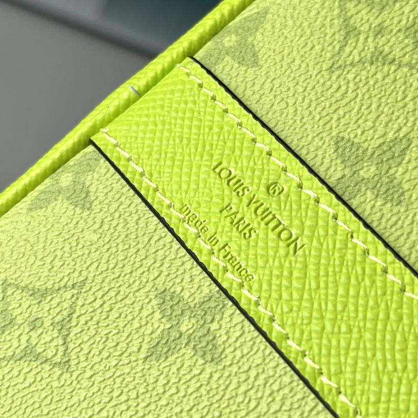 Louis Vuitton Keepall Bandoulière 50   (50 x 29 x 23 cm) M30941 - DopestKickz