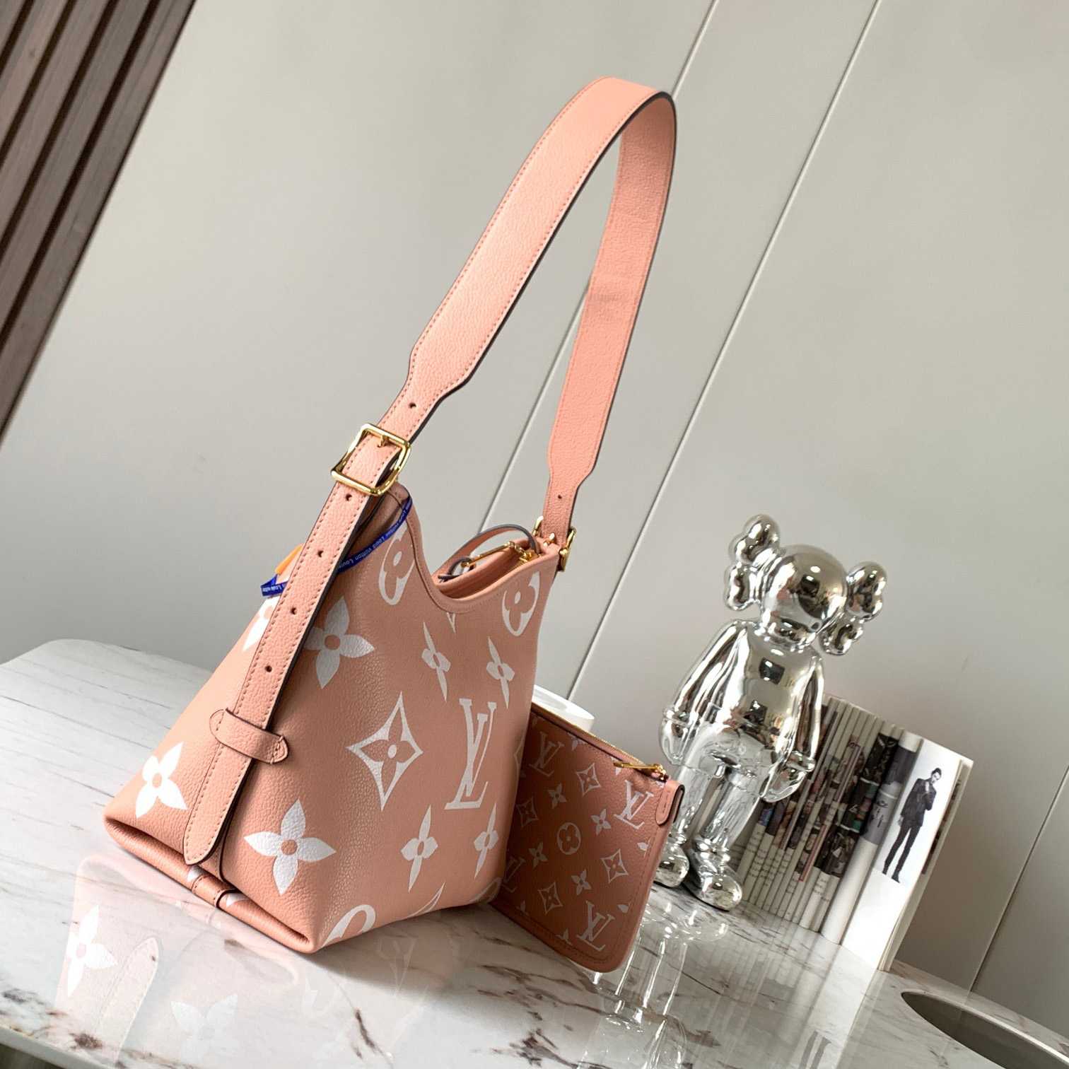 Louis Vuitton CarryAll PM Bag (24 x 29.5 x 12 cm)   M46298 - DopestKickz