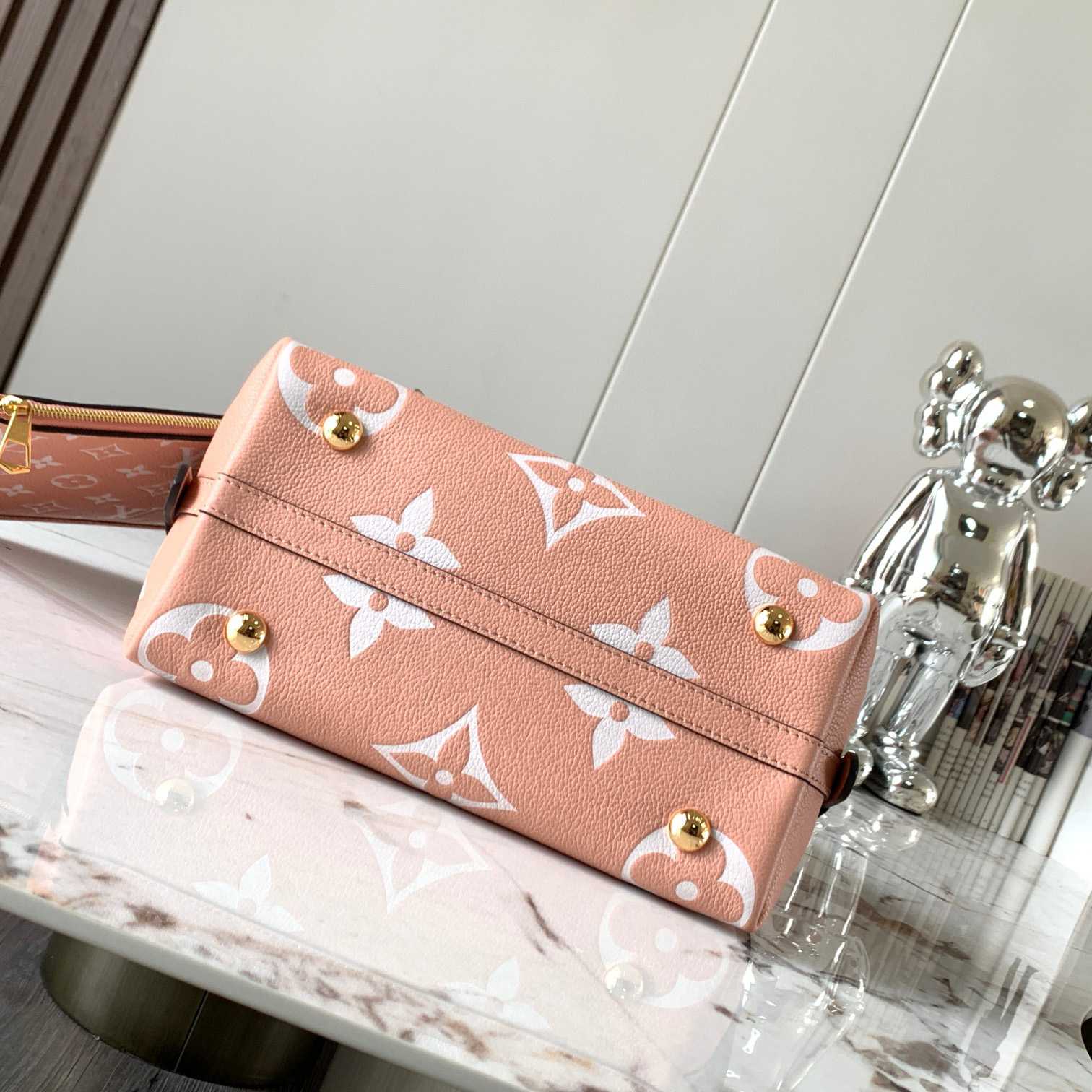 Louis Vuitton CarryAll PM Bag (24 x 29.5 x 12 cm)   M46298 - DopestKickz