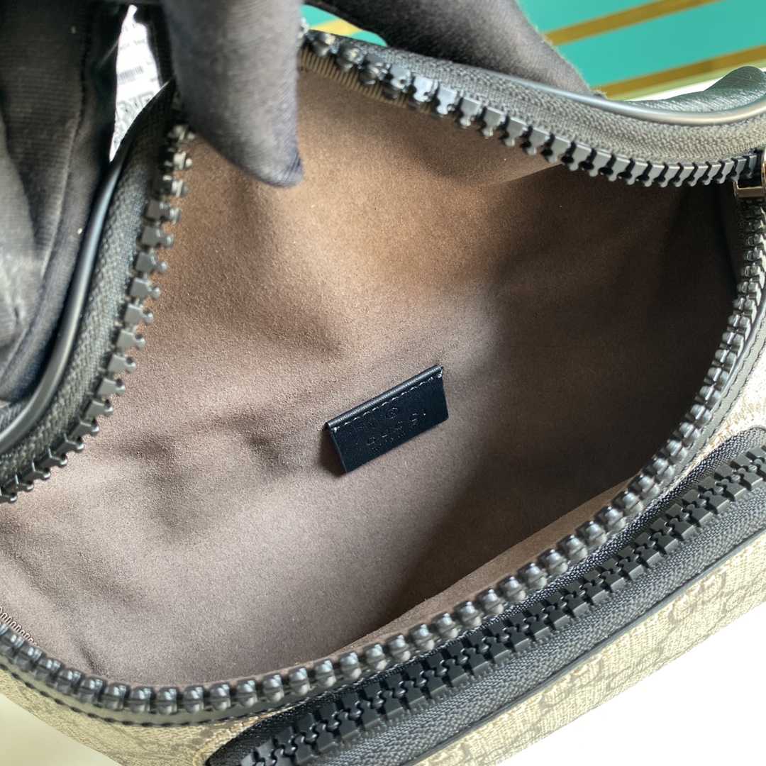 Gucci GG Supreme Monogram Belt Bag (23-11.5-7.5cm) - DopestKickz