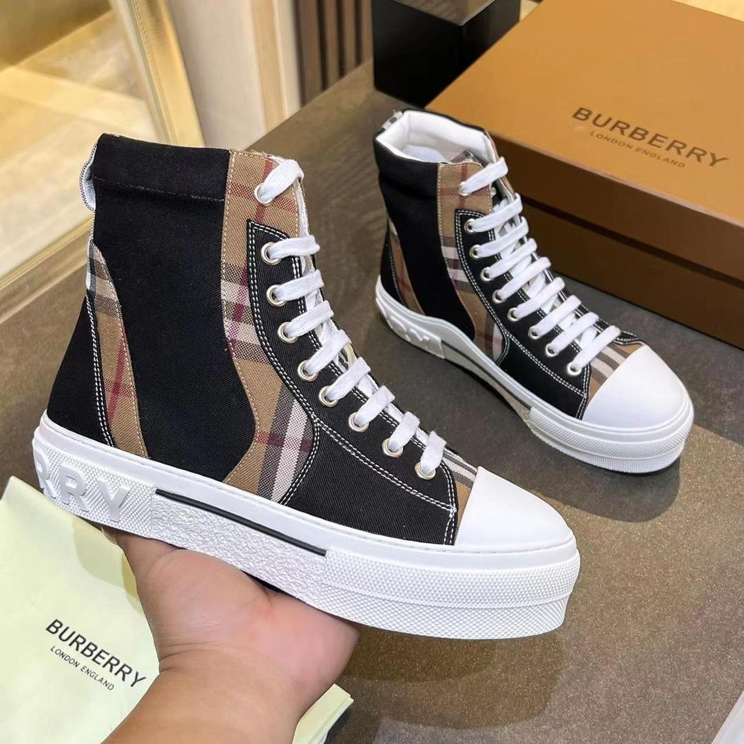Burberry Vintage Check Lace-up Sneakers - DopestKickz