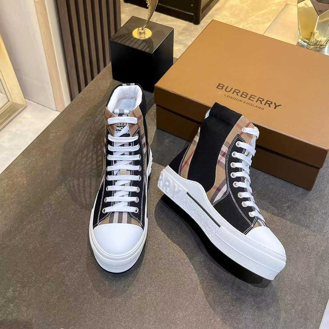 Burberry Vintage Check Lace-up Sneakers - DopestKickz