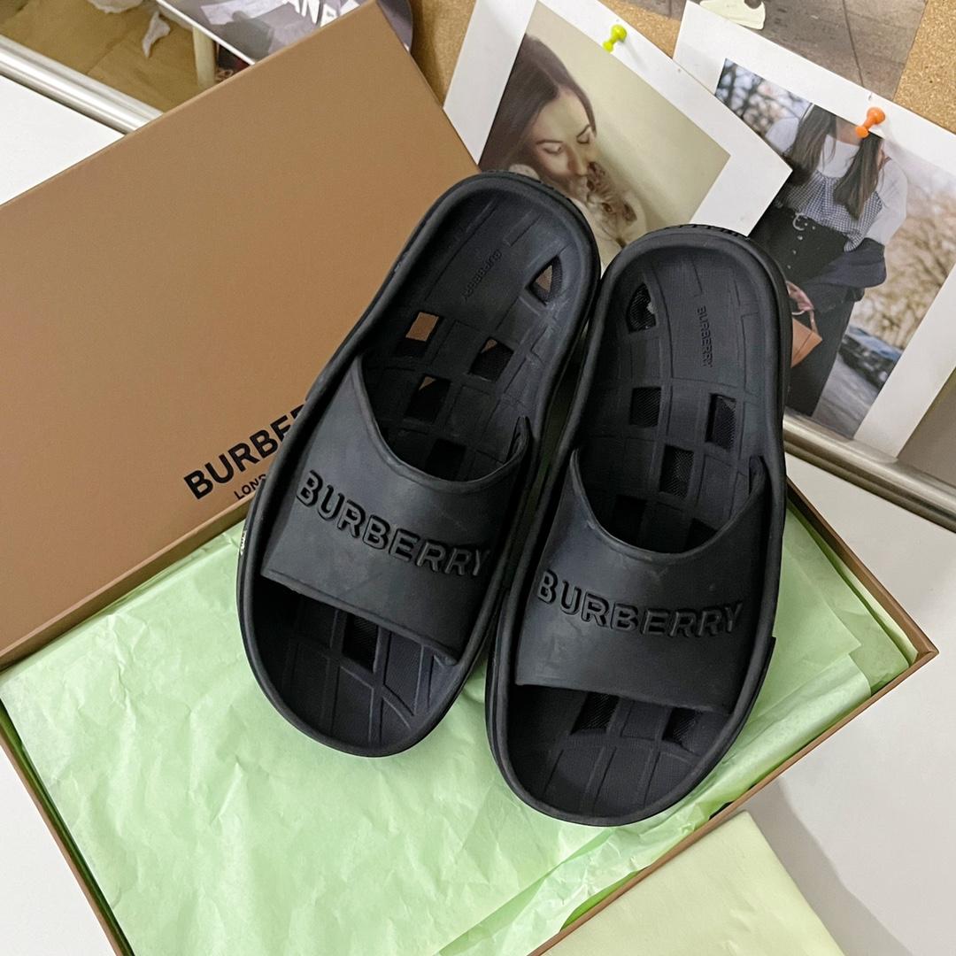 Burberry Bucklow logo slides - DopestKickz