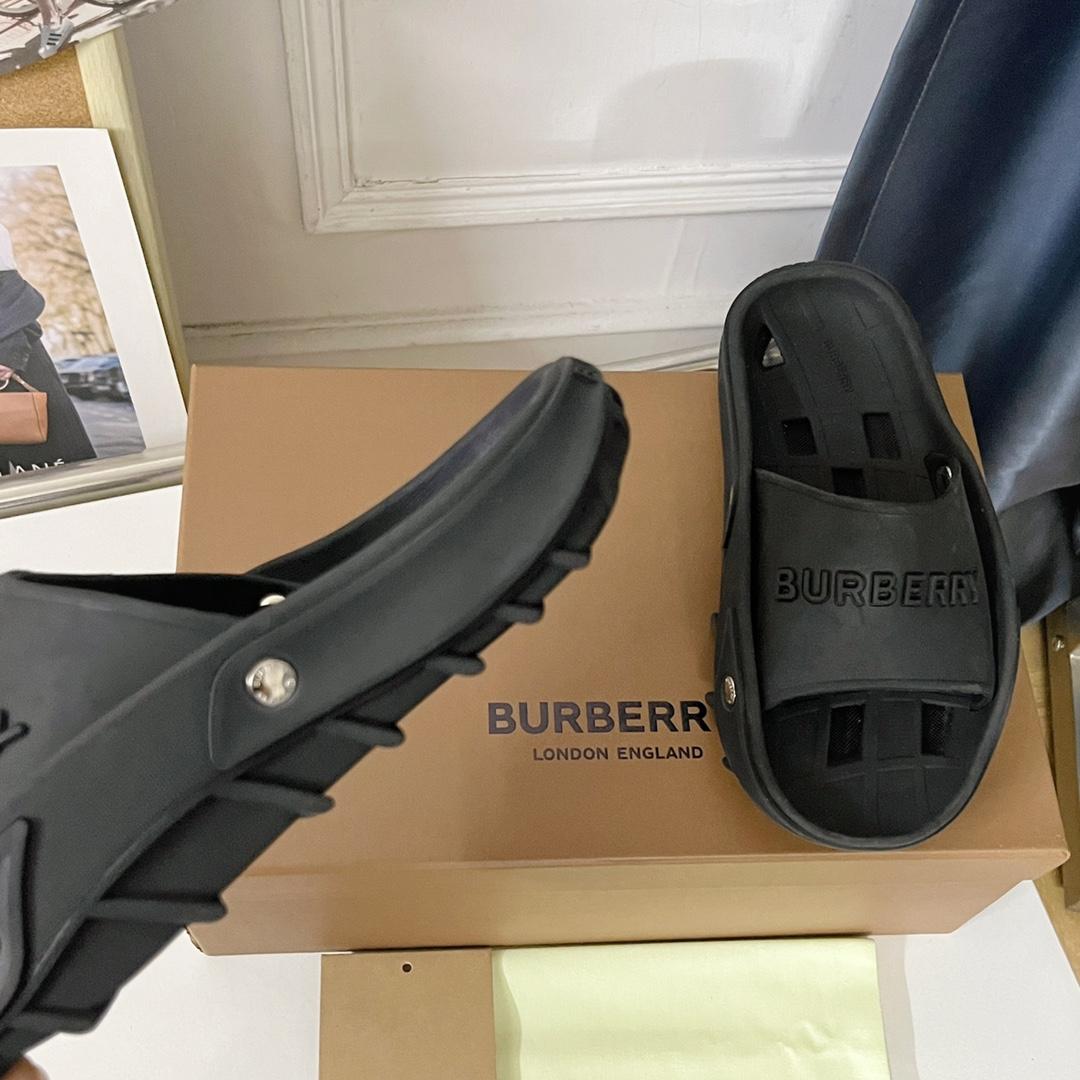 Burberry Bucklow logo slides - DopestKickz