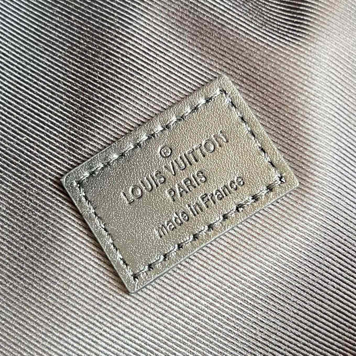 Louis Vuitton Discovery Backpack (30x40x20cm) - DopestKickz