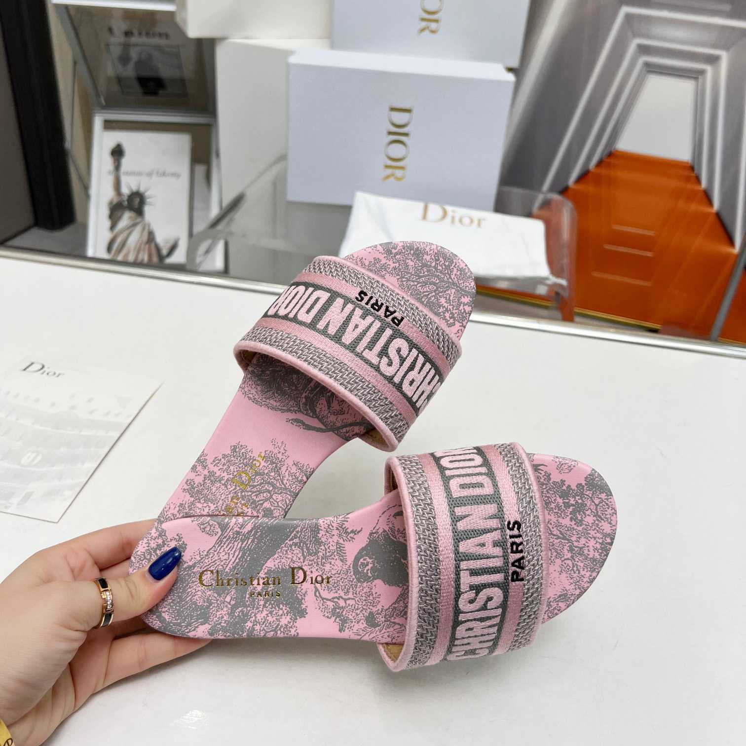 Dior Dway Slide - DopestKickz