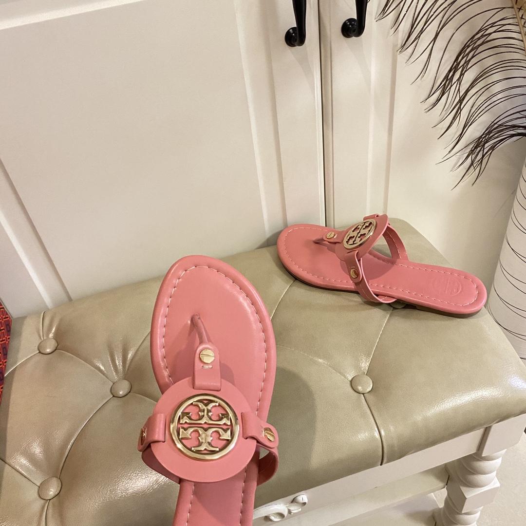 Tory Burch Leather Thong Sandals  - DopestKickz