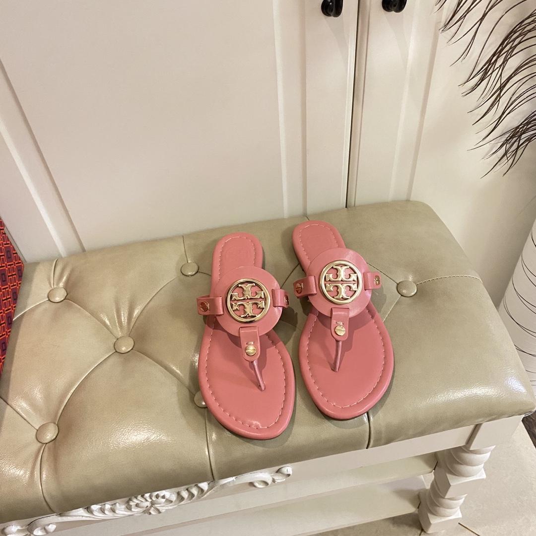 Tory Burch Leather Thong Sandals  - DopestKickz