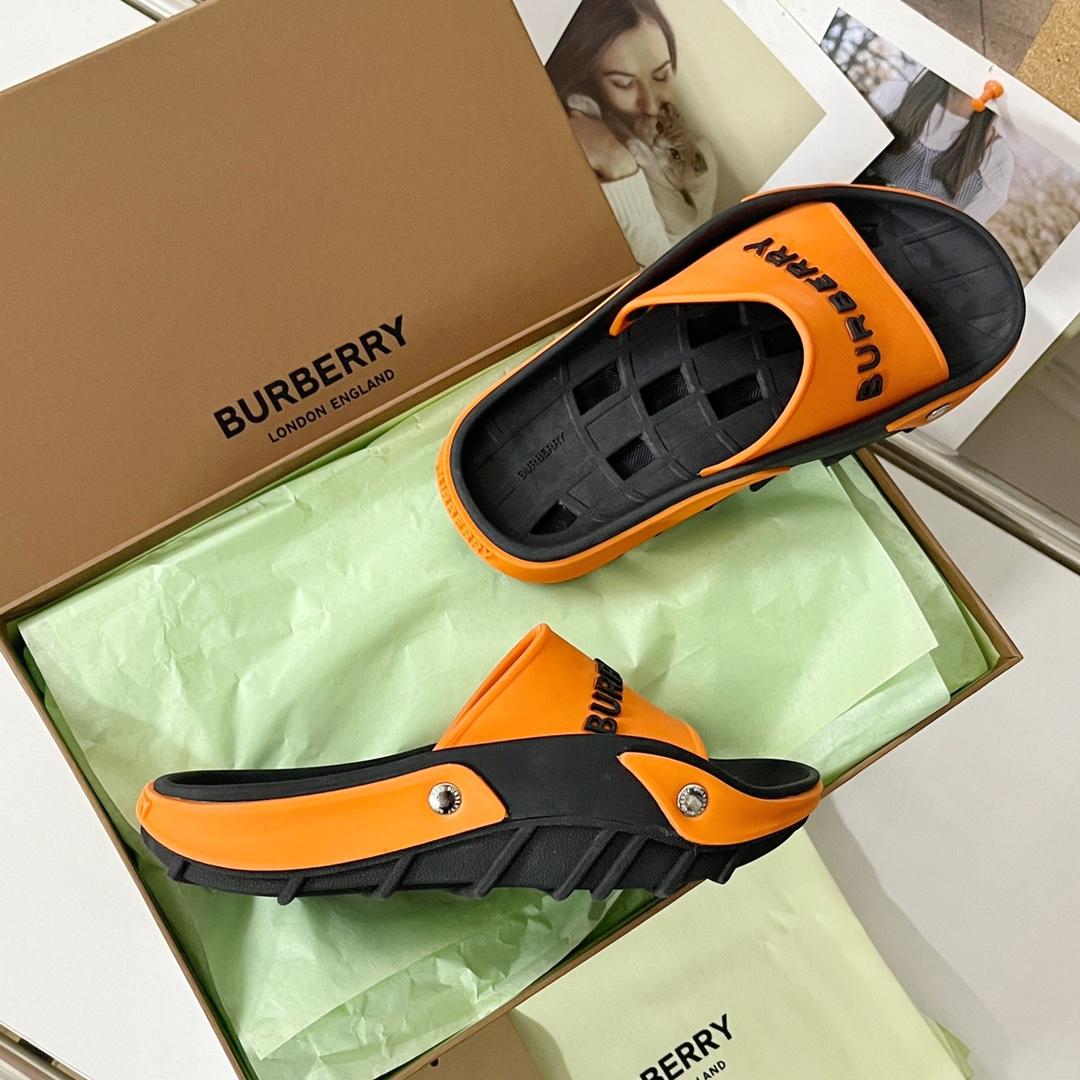 Burberry Bucklow Logo Slides - DopestKickz