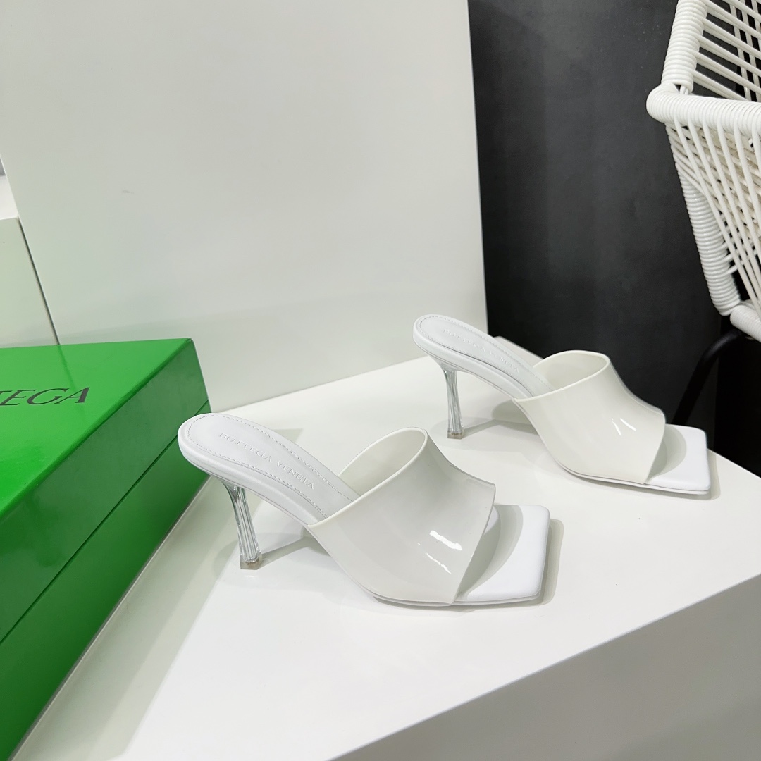 Bottega Veneta Stretch Mule - DopestKickz