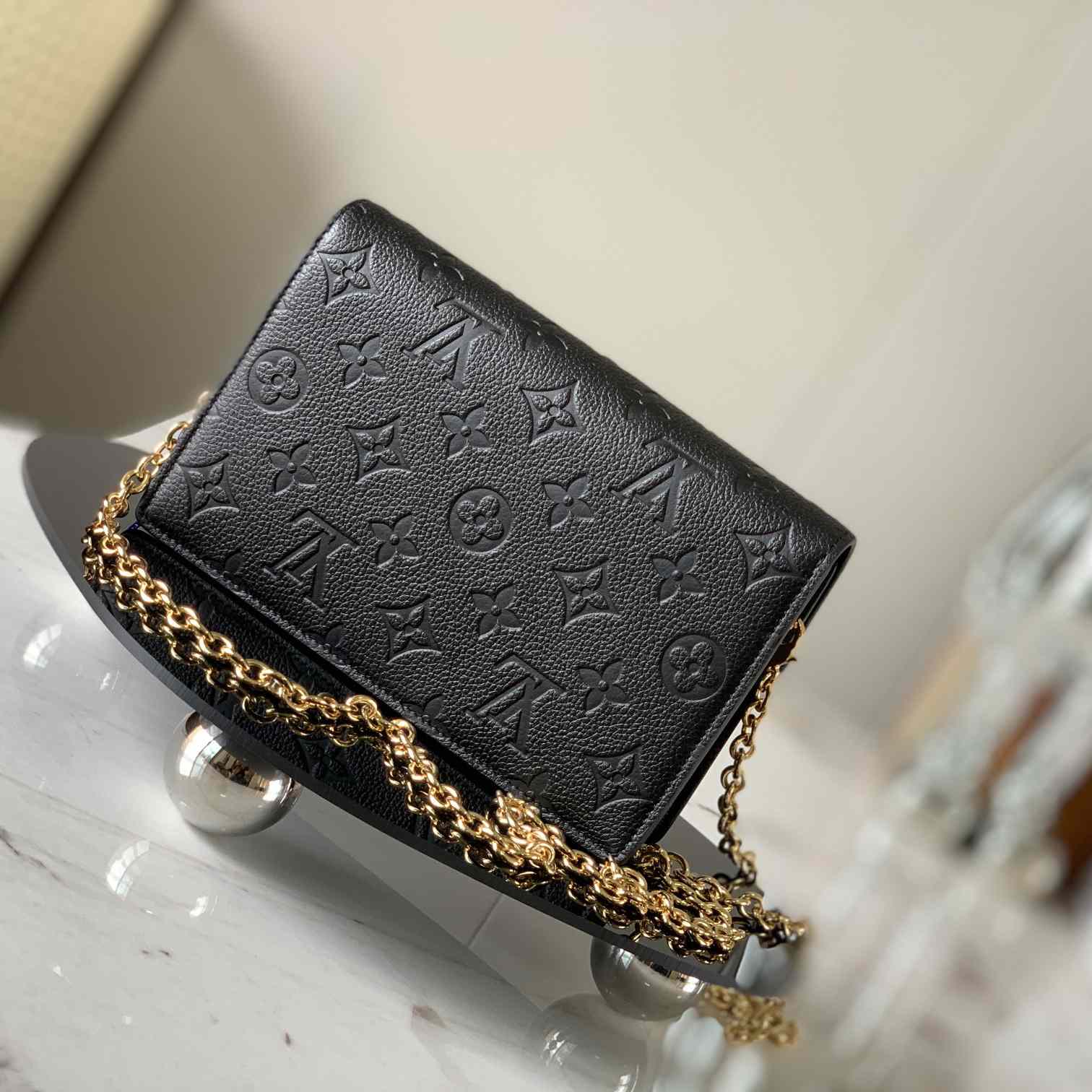 Louis Vuitton Black Monogram Empreinte Leather Vavin Wallet On Chain (19x 12.5 x 4 cm)    M67839 - DopestKickz
