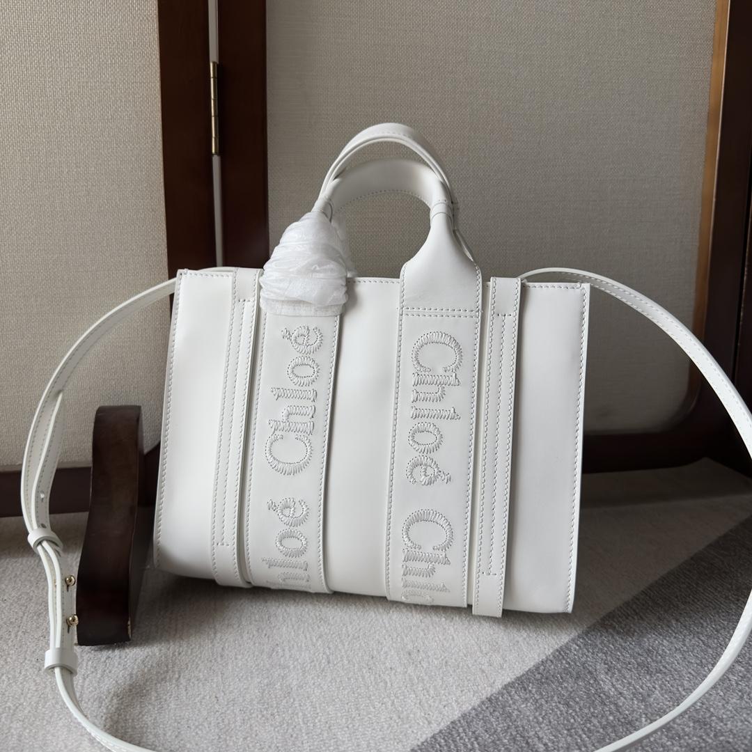Chloe Small Woody Tote Bag - DopestKickz