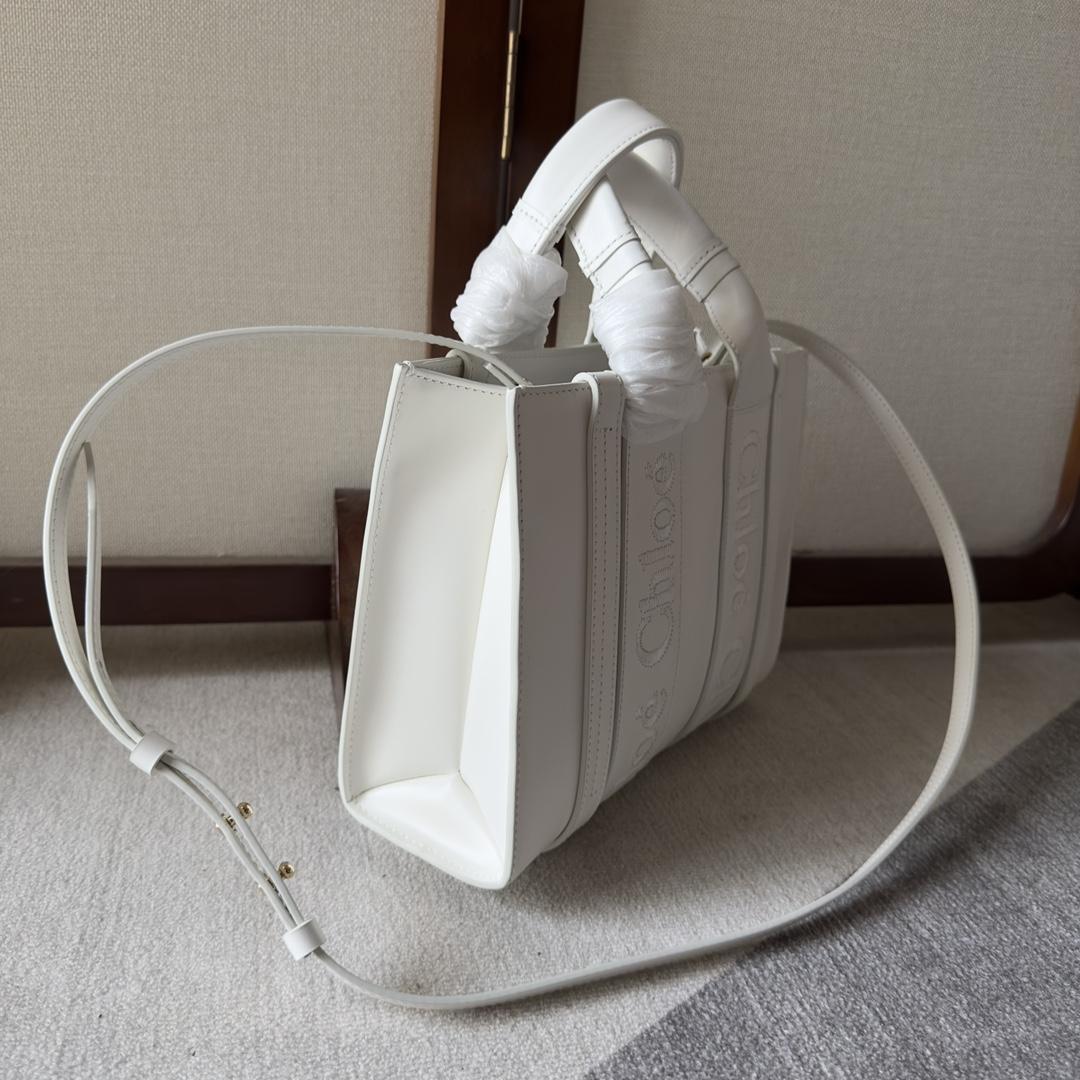 Chloe Small Woody Tote Bag - DopestKickz