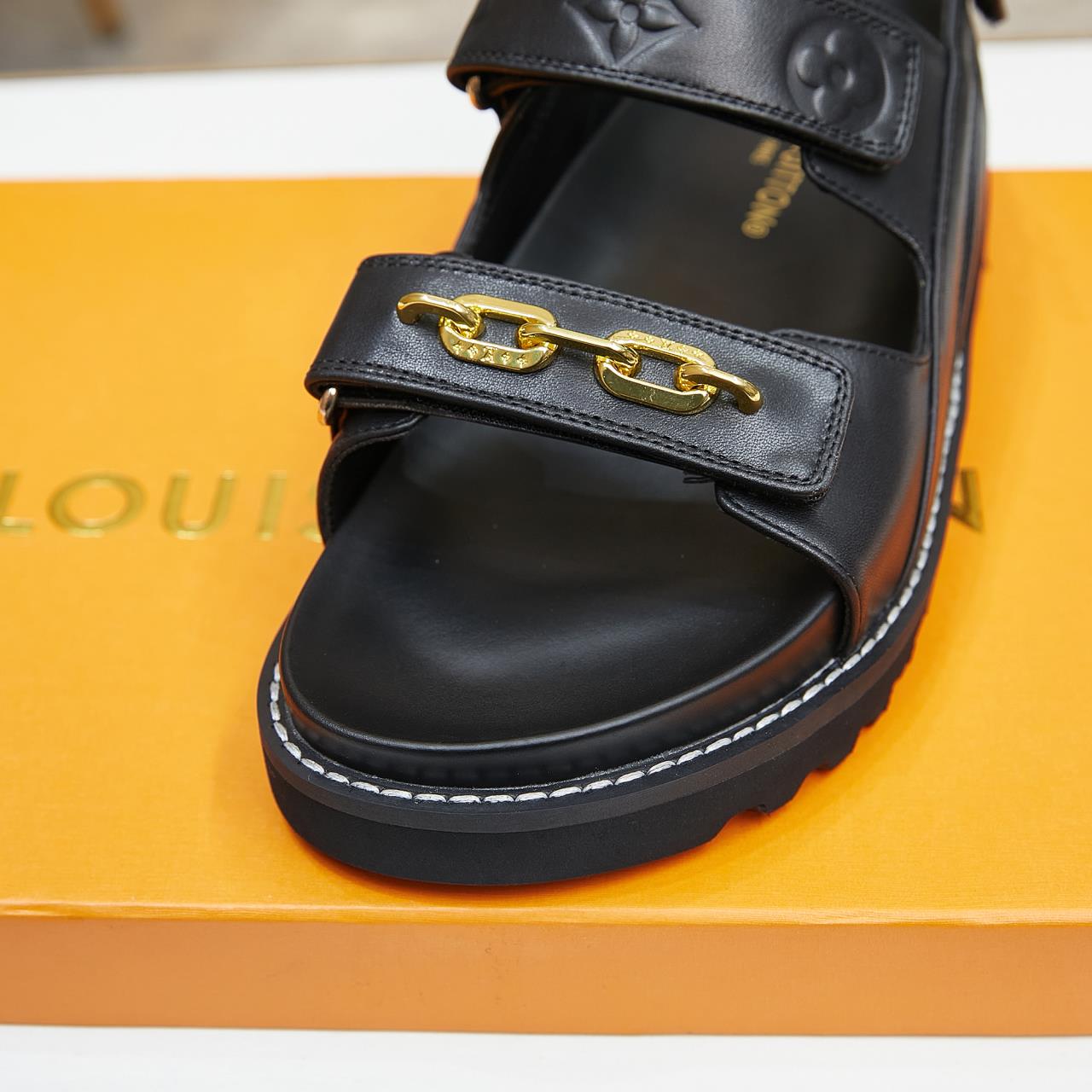 Louis Vuitton Paseo Flat Comfort Sandal   1AB3QE - DopestKickz
