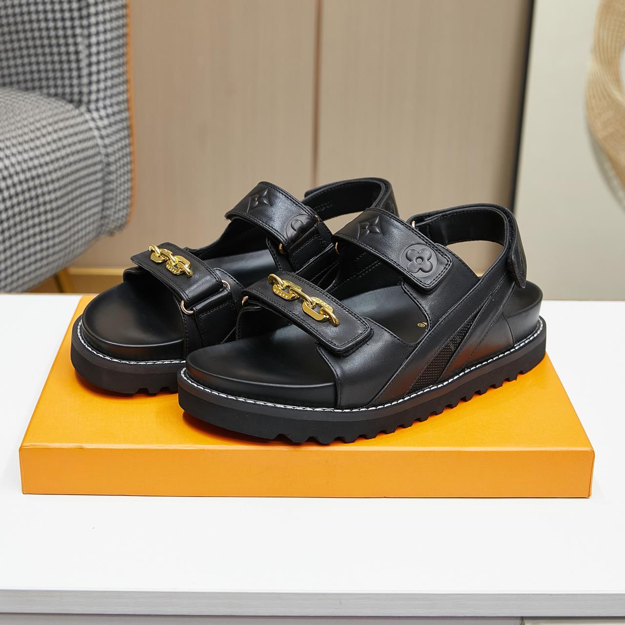 Louis Vuitton Paseo Flat Comfort Sandal   1AB3QE - DopestKickz