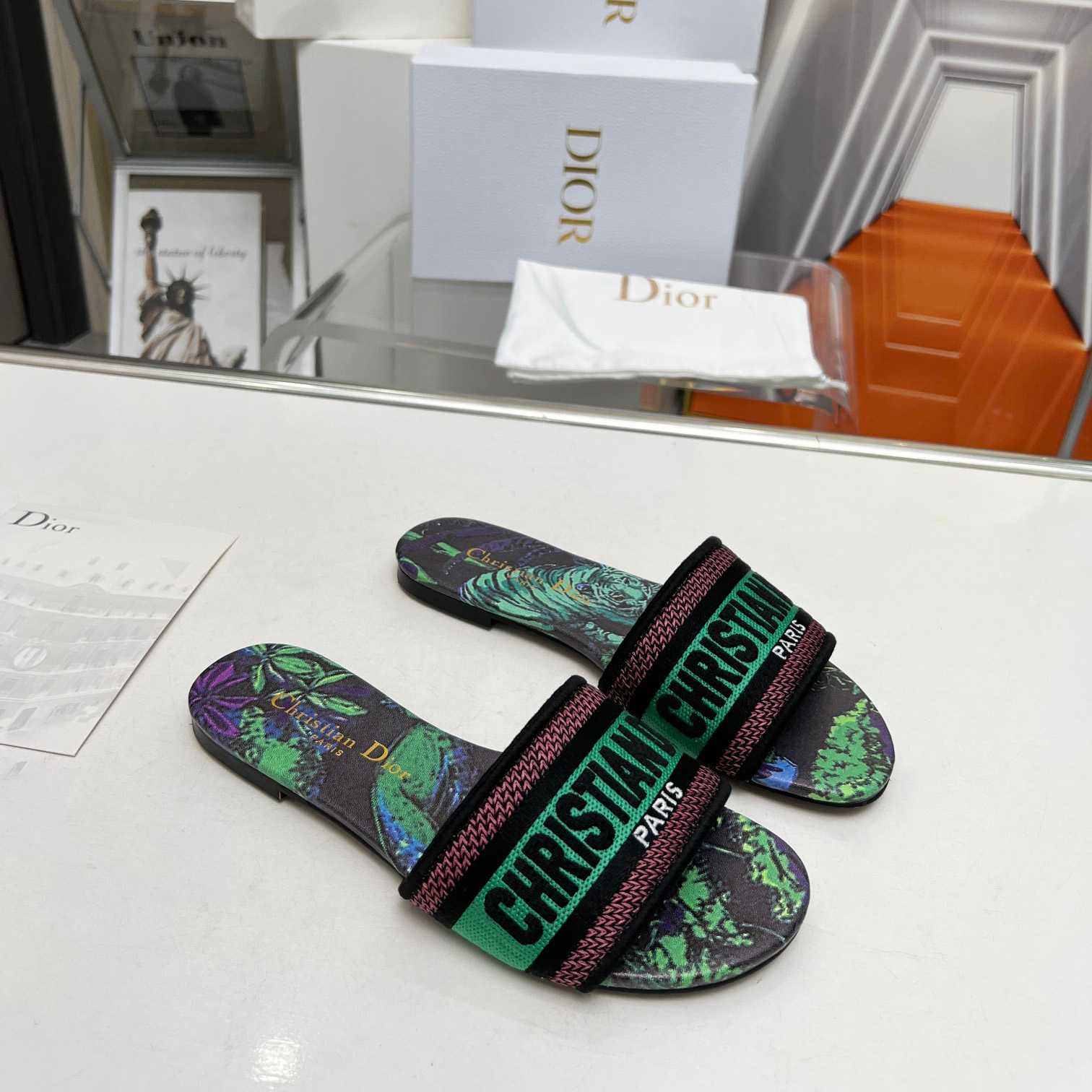 Dior Dway Slide - DopestKickz